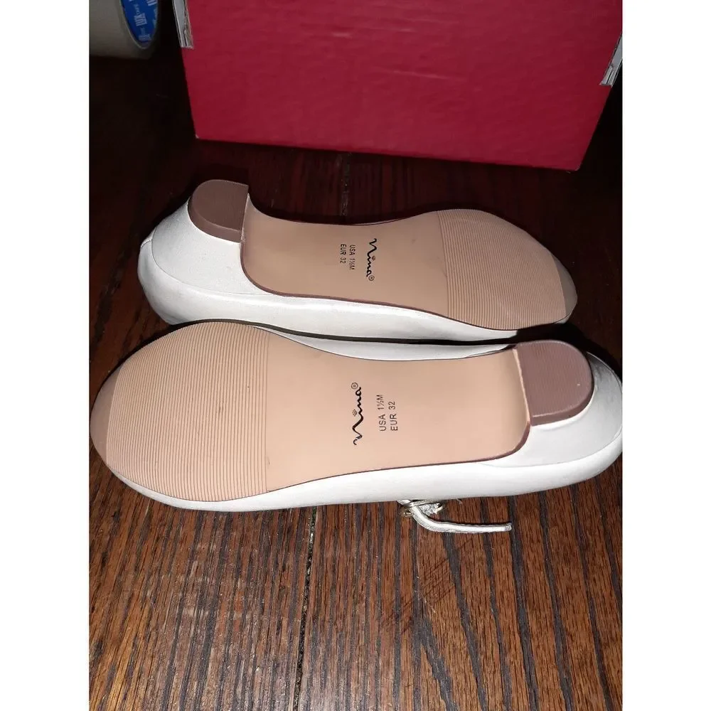 New Girl's Size 1.5M Bone Pearl Nina Seeley Dress Shoes